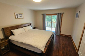 All-Season 8BR Vacation Chalet Blue Mountains